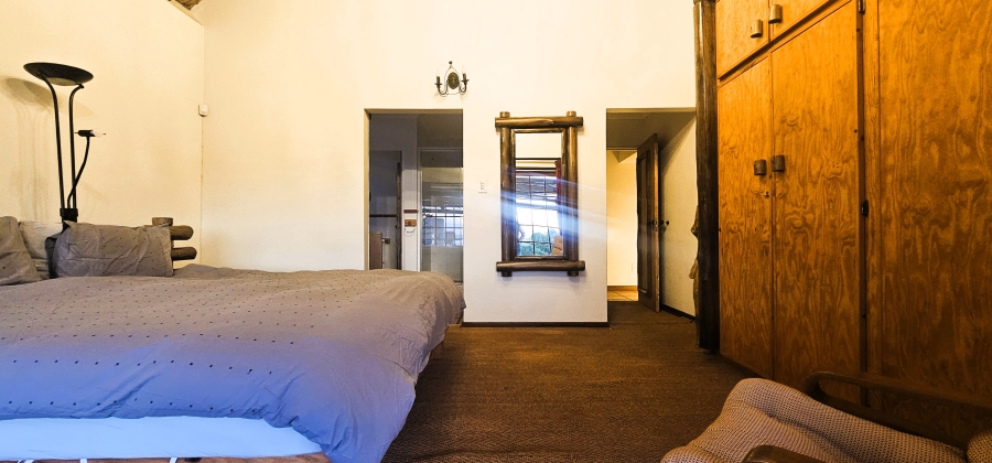 5 Bedroom Property for Sale in Myburgh Park Western Cape